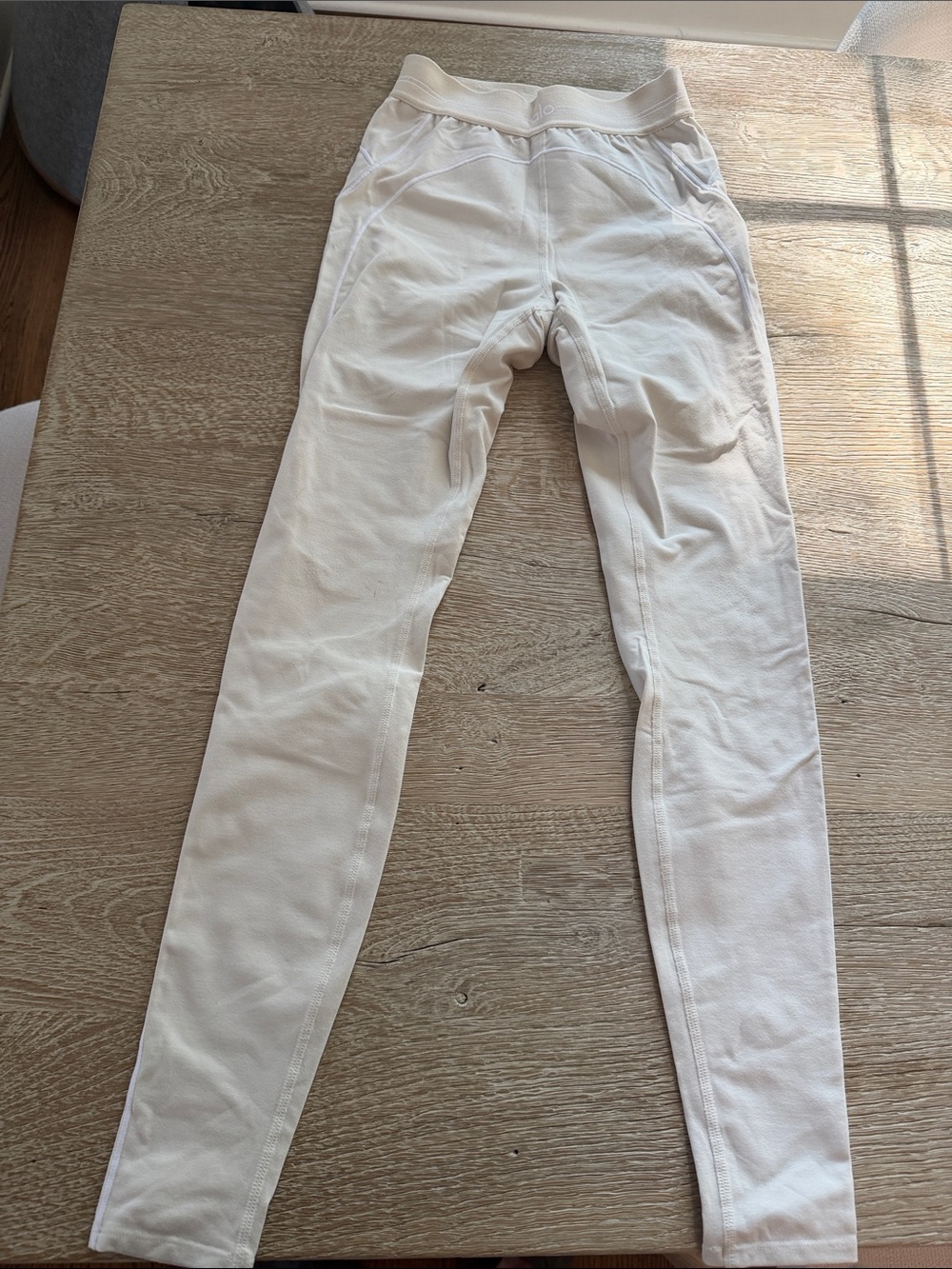 ALO Yoga Cream High-Rise Jeggings